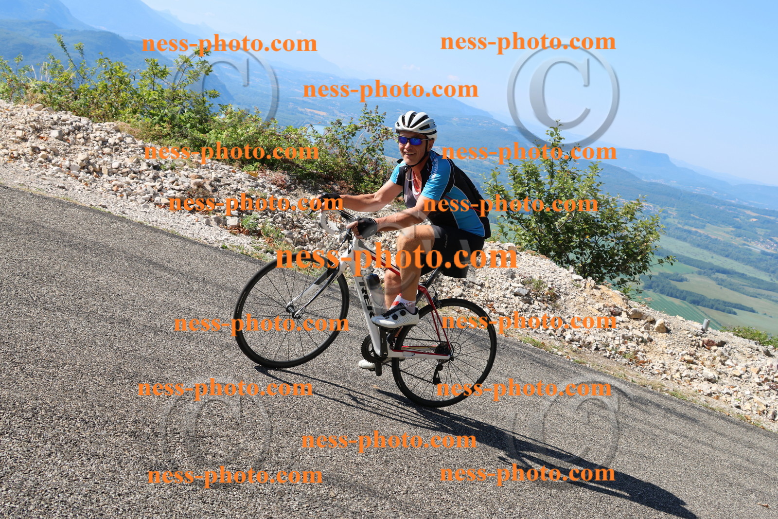 Col du Grand Colombier (1598).JPG