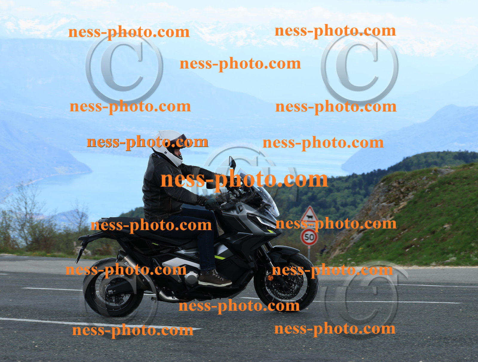 Col du Grand Colombier (123).JPG