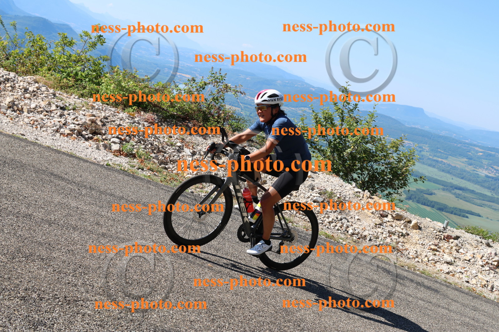 Col du Grand Colombier (1713).JPG