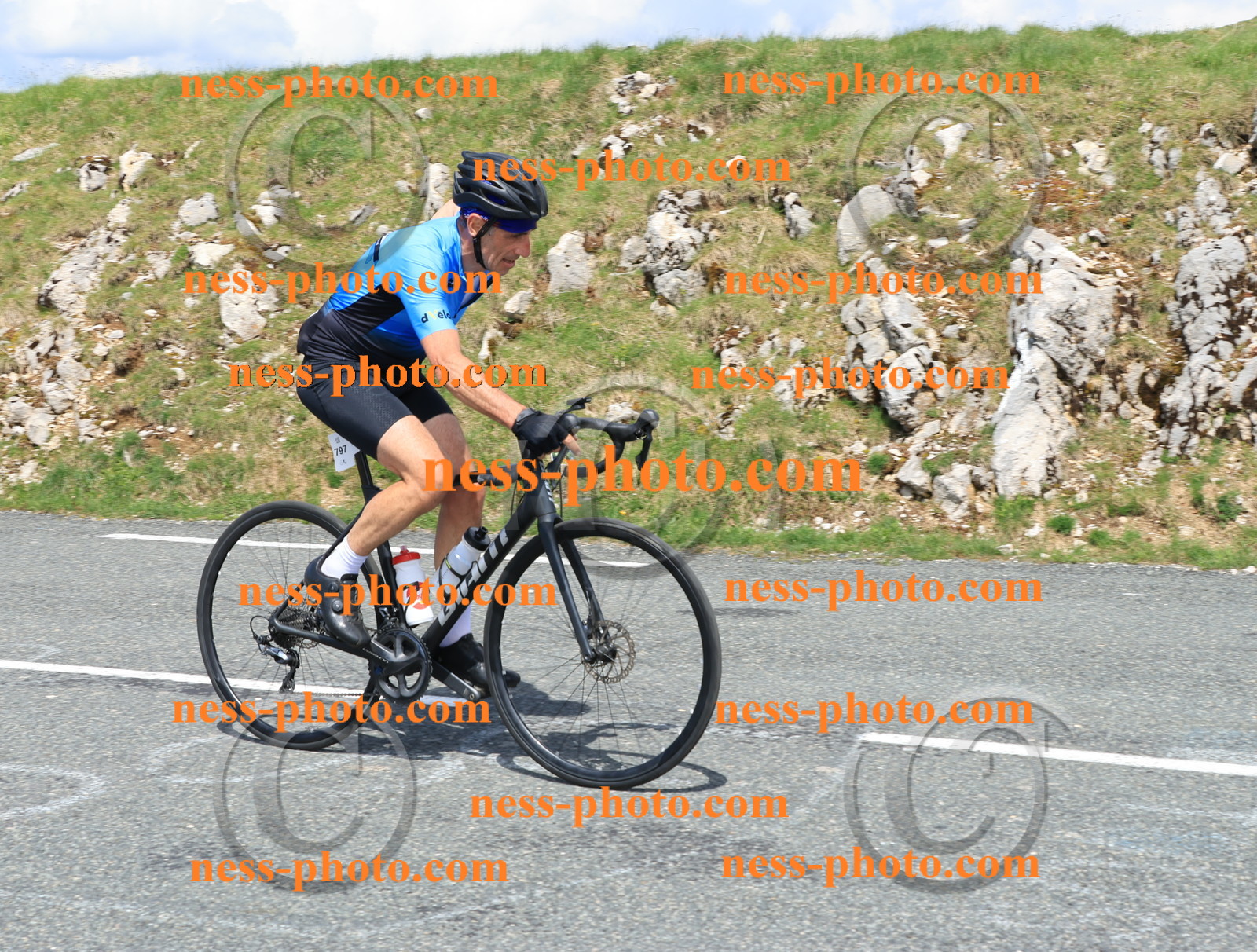 Col du Grand Colombier (2369).JPG