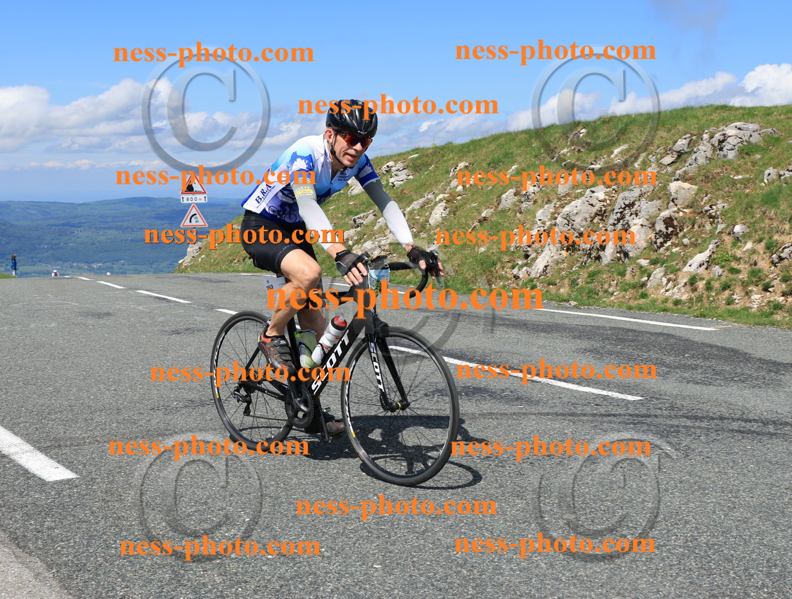 Col du Grand Colombier (937).JPG