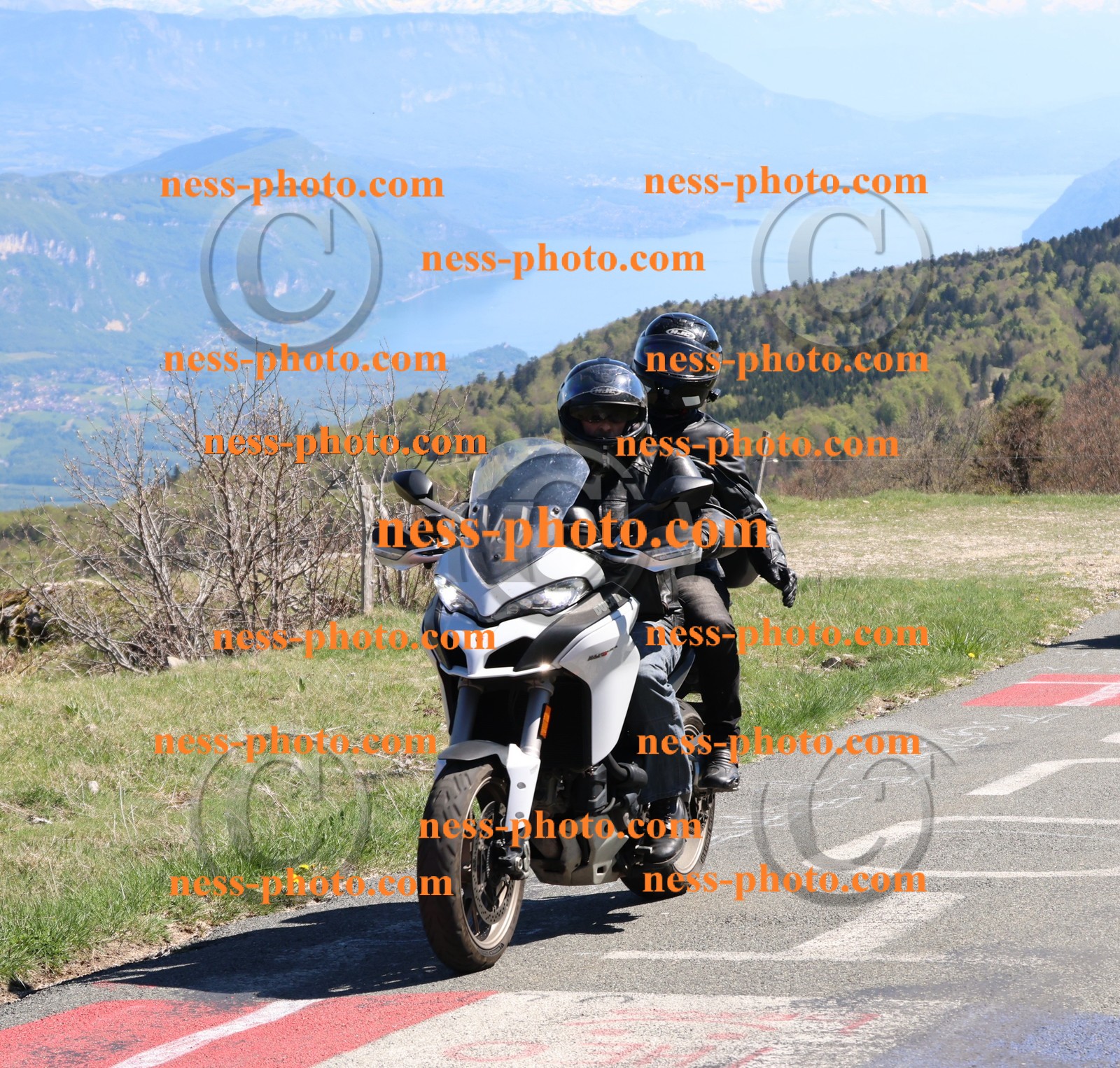 Col du Grand Colombier (266).JPG