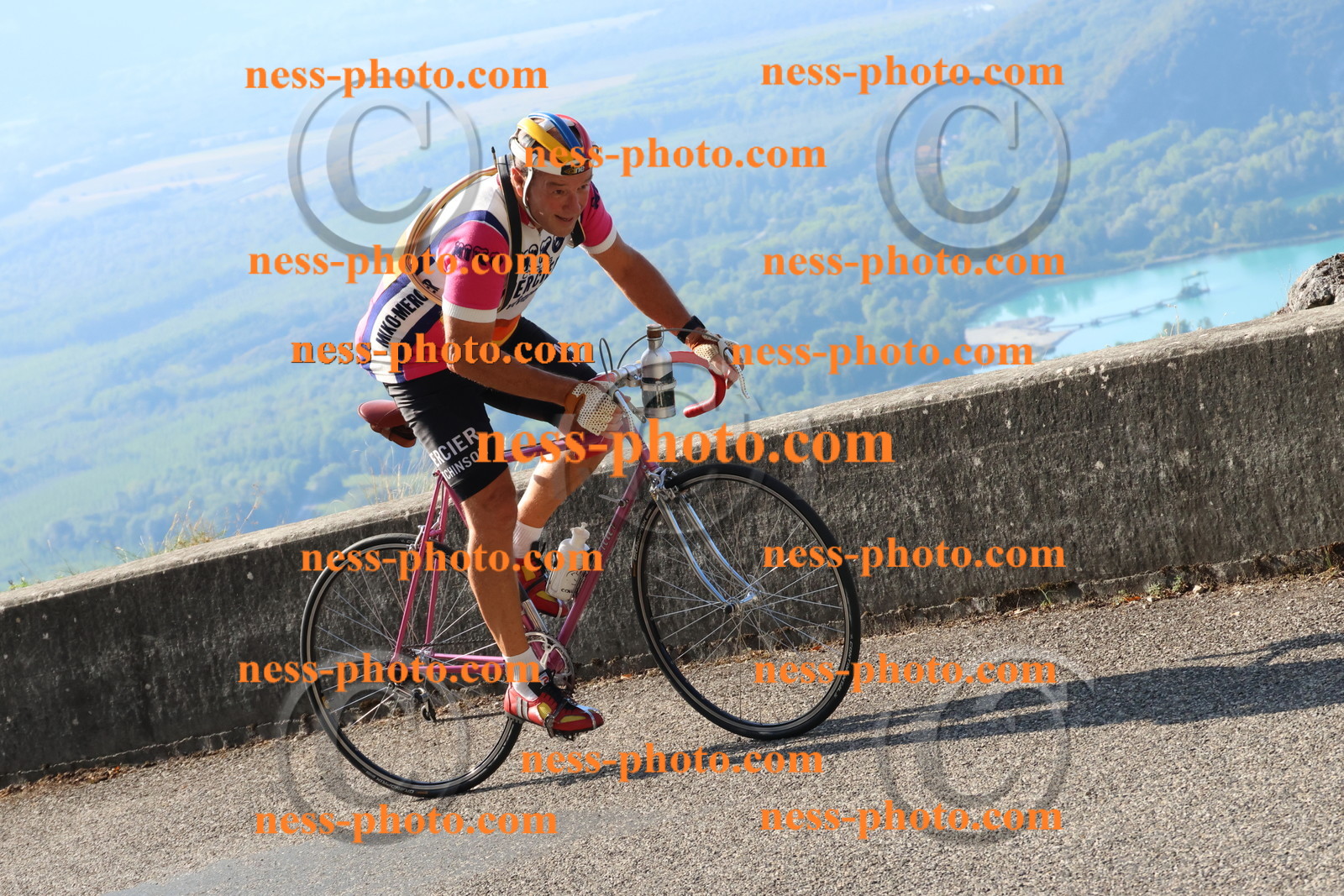 Col du Grand Colombier (1209).JPG