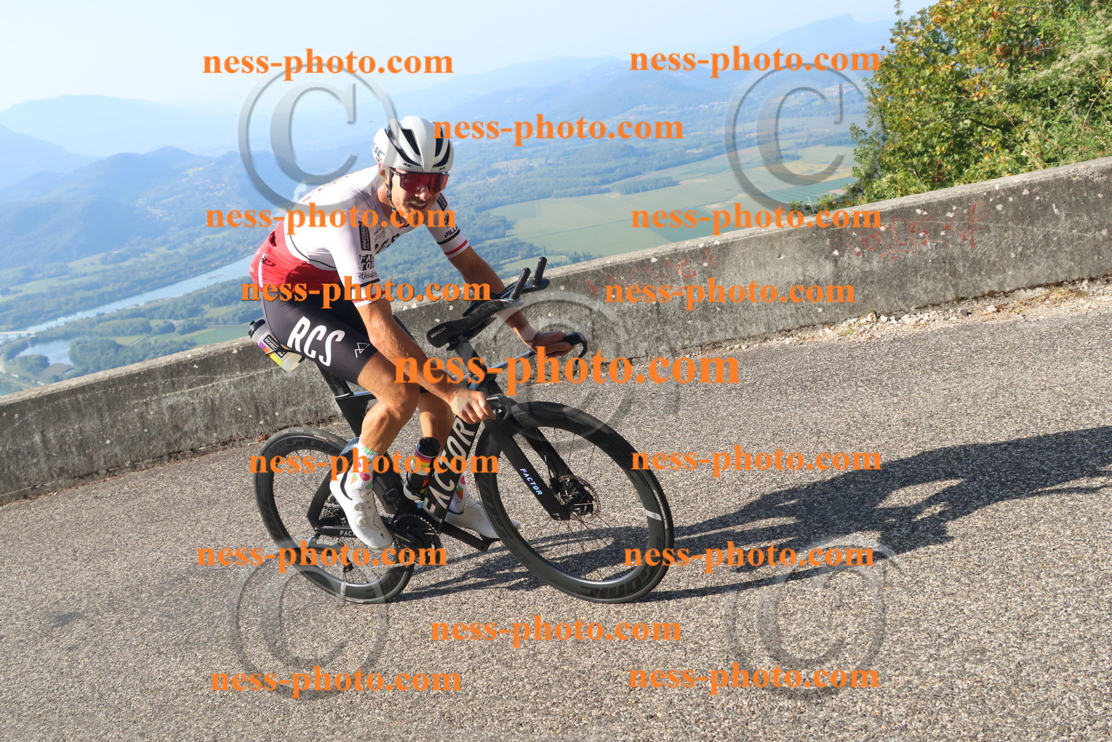 Col du Grand Colombier (1370).JPG