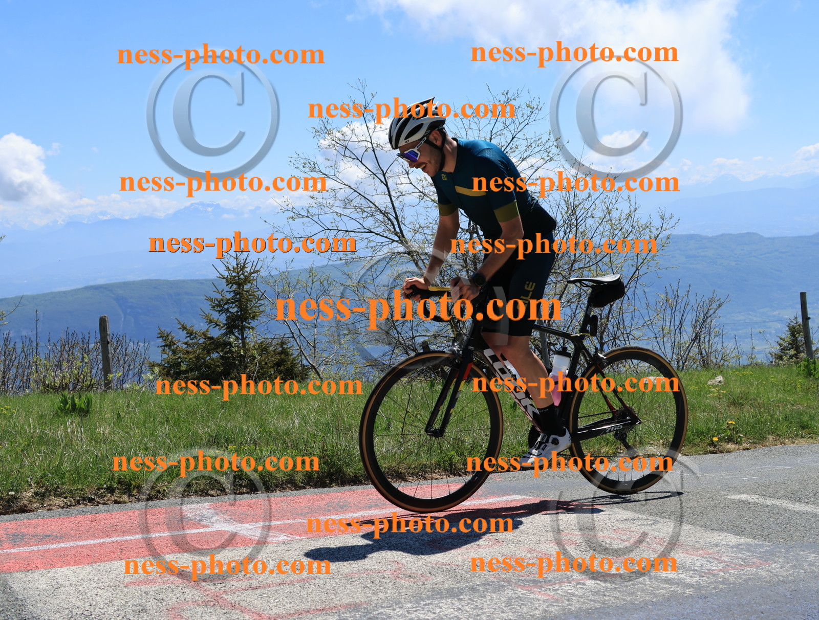 Col du Grand Colombier (132).JPG