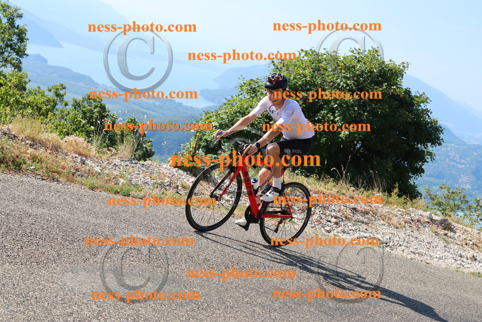 Col du Grand Colombier (188).JPG