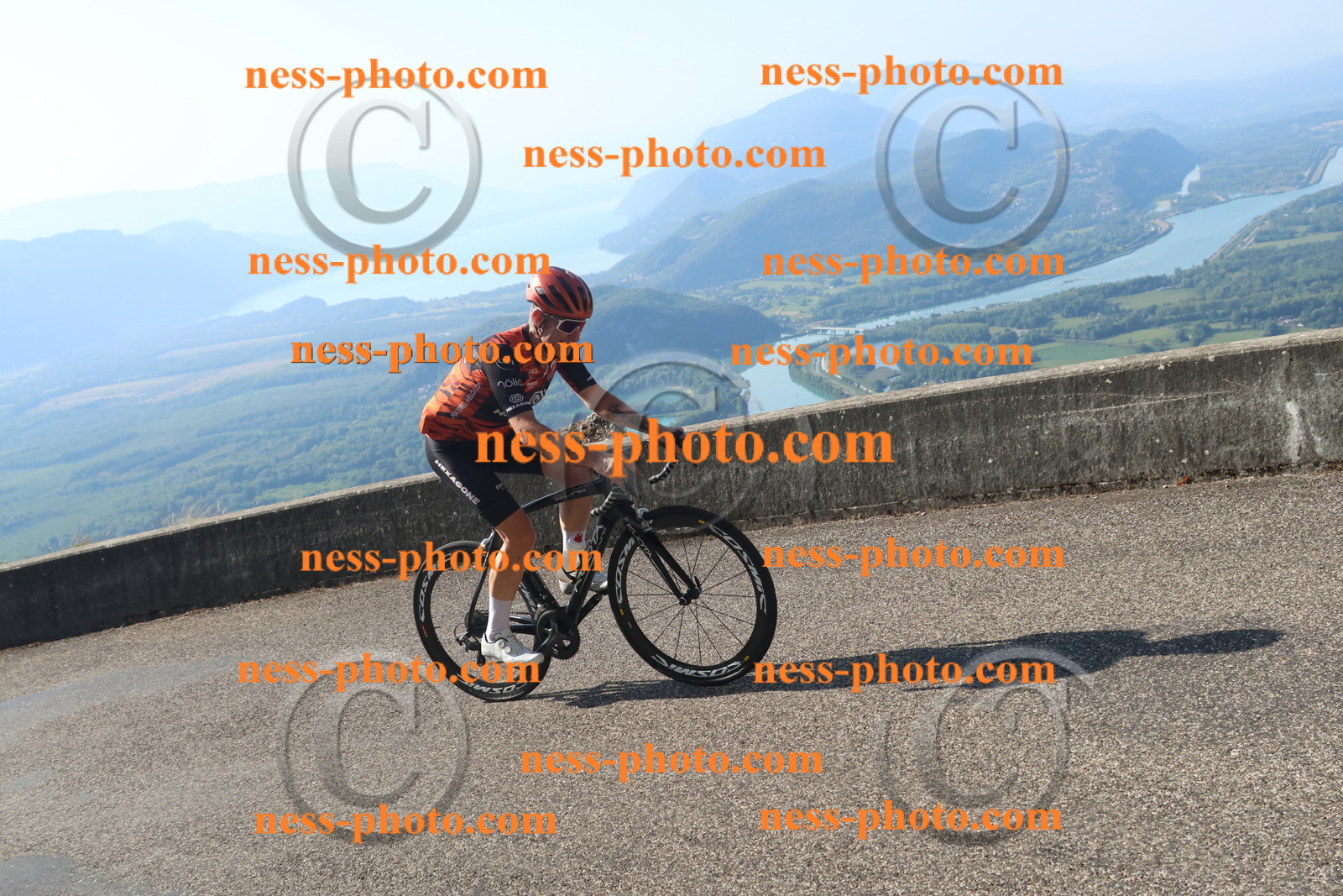 Col du Grand Colombier (1719).JPG