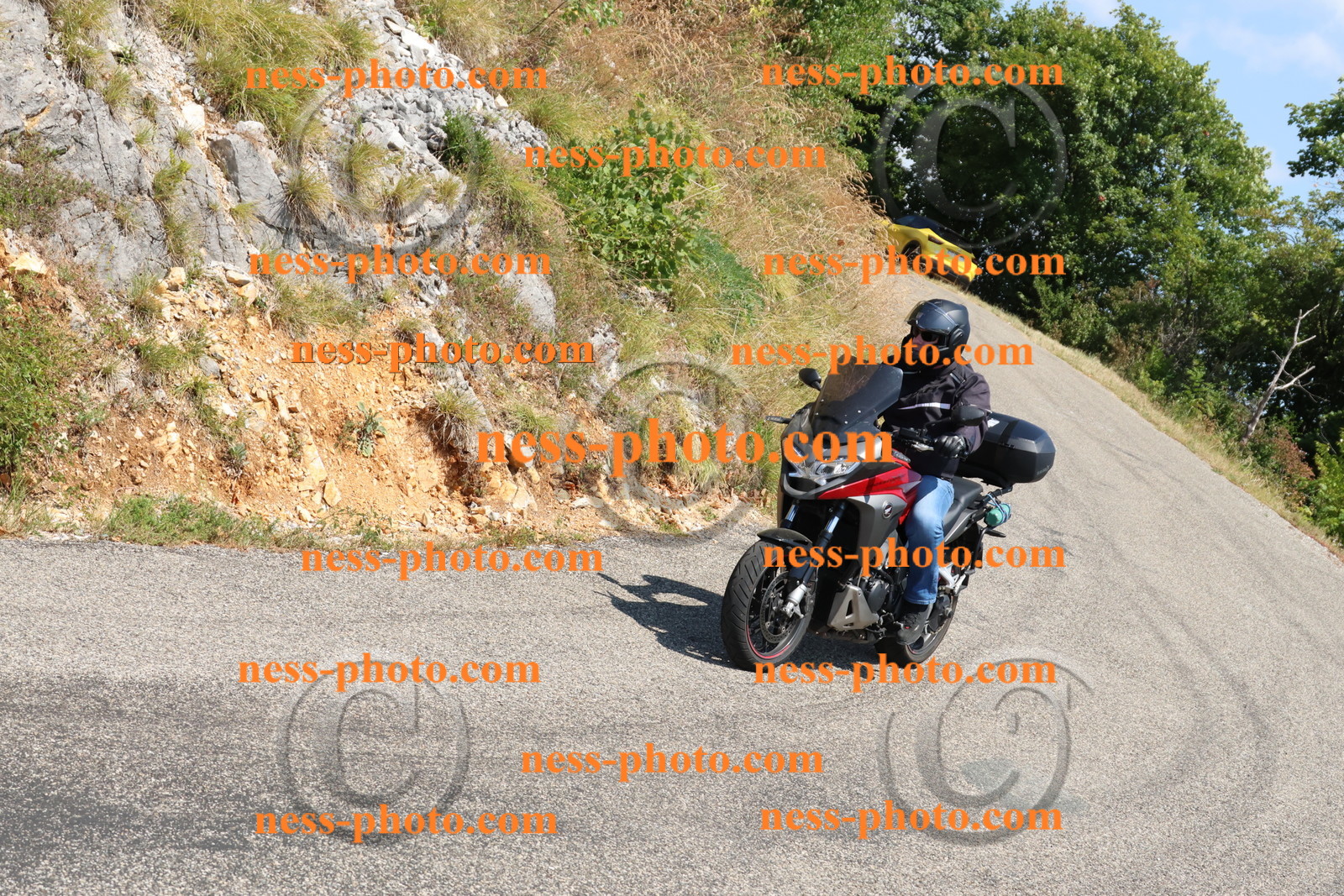 Col du Grand Colombier (112).JPG