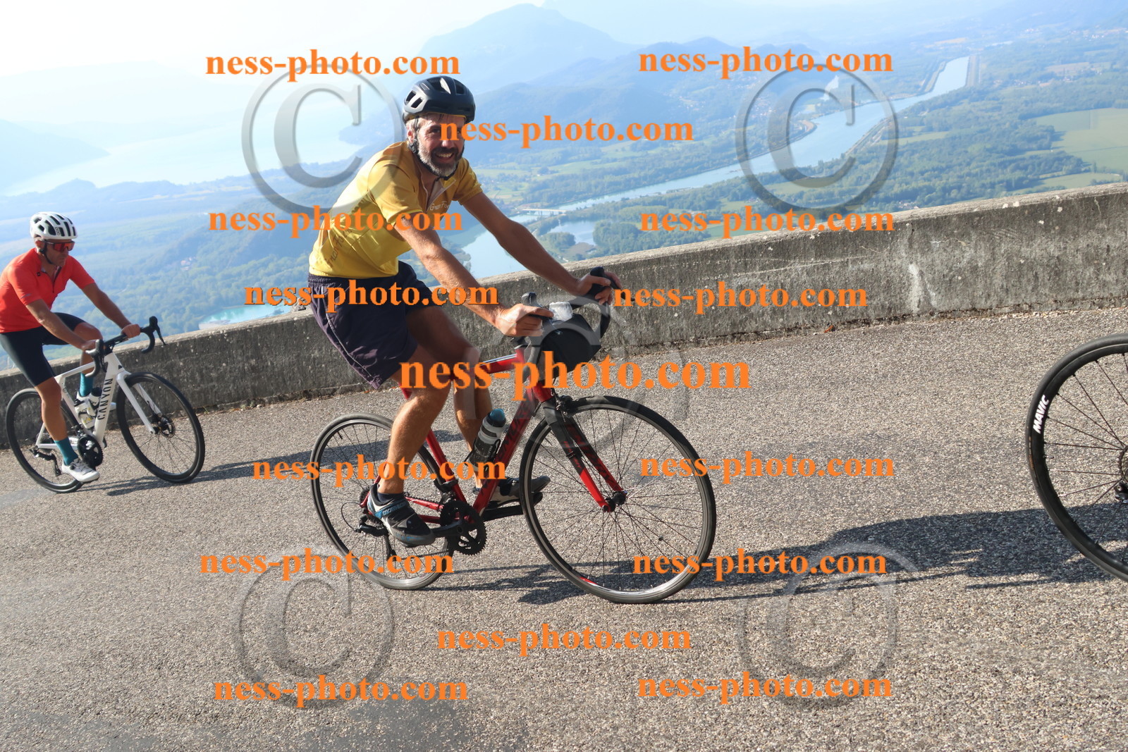 Col du Grand Colombier (1340).JPG