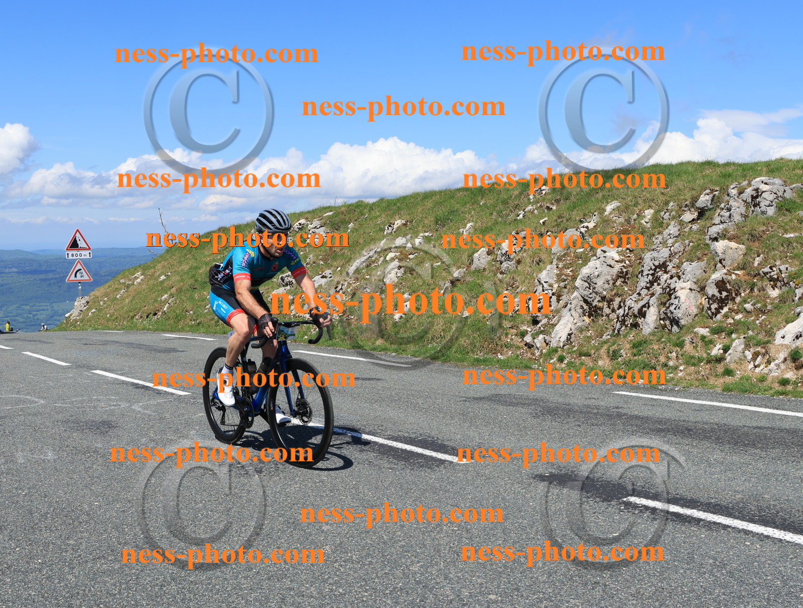 Col du Grand Colombier (1586).JPG