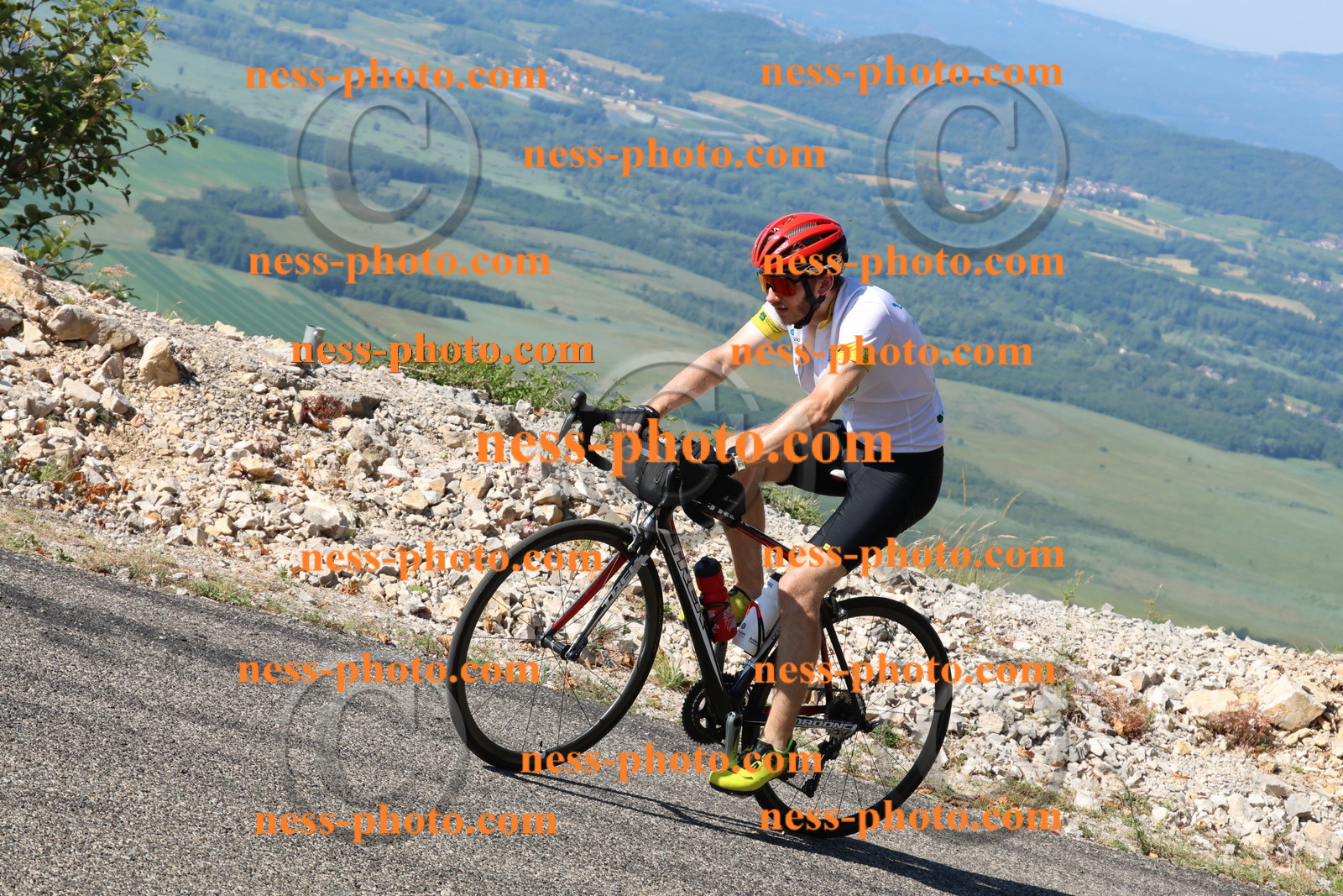 Col du Grand Colombier (1500).JPG