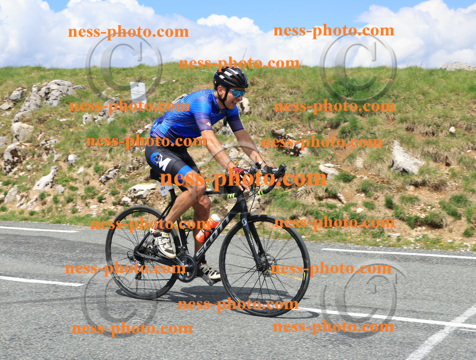 Col du Grand Colombier (2523).JPG