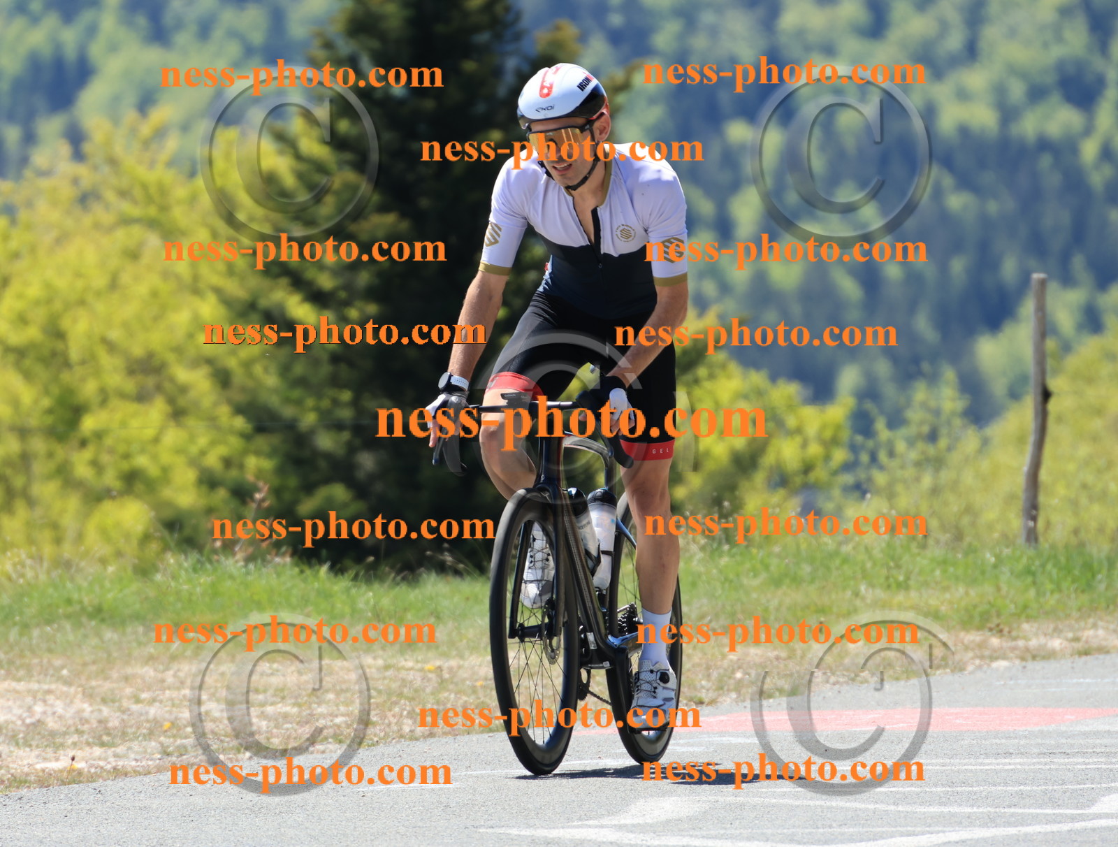 Col du Grand Colombier (200).JPG