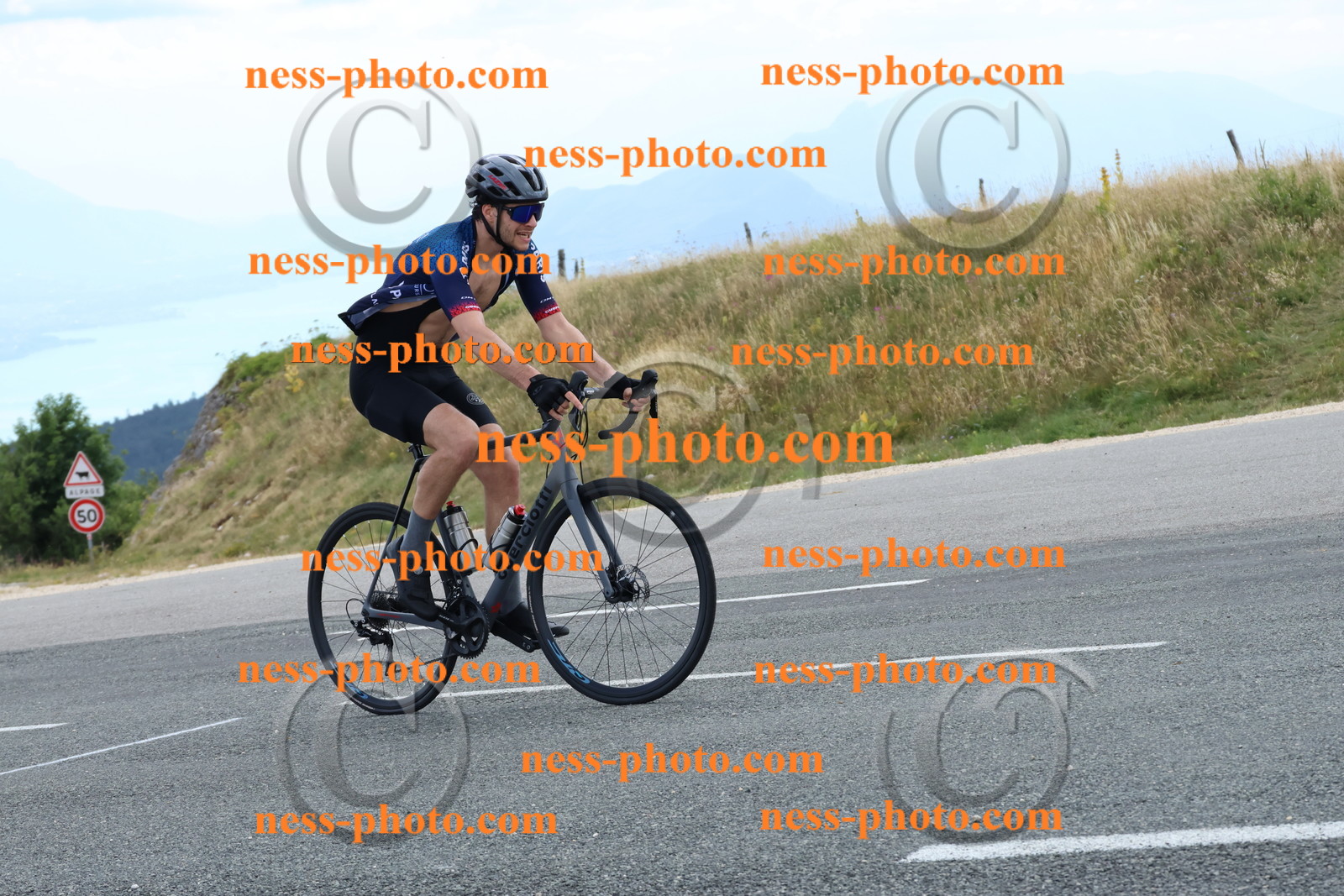 Col du Grand Colombier (231).JPG