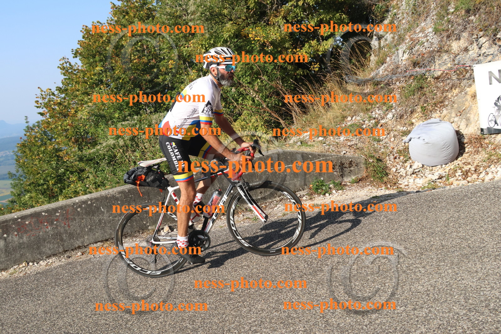 Col du Grand Colombier (1355).JPG