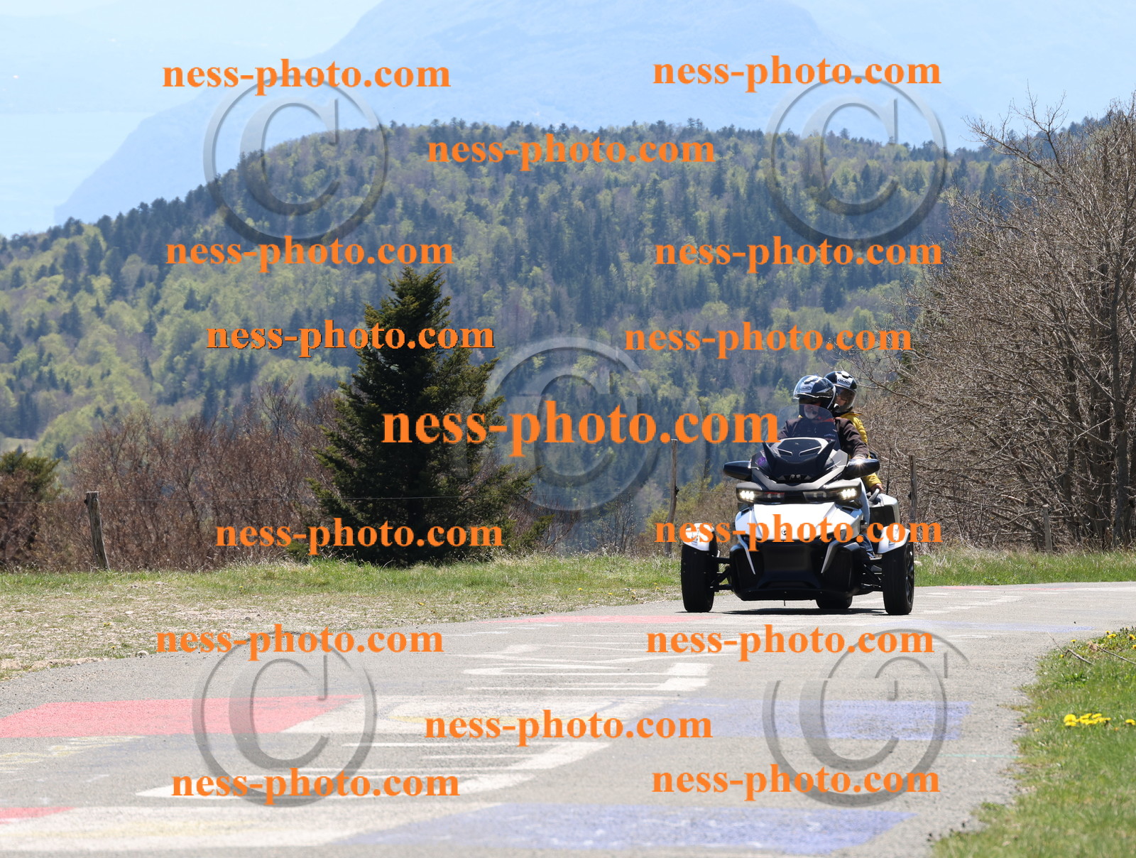 Col du Grand Colombier (109).JPG