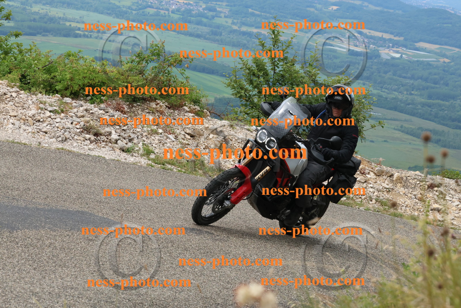 Col du Grand Colombier (35).JPG