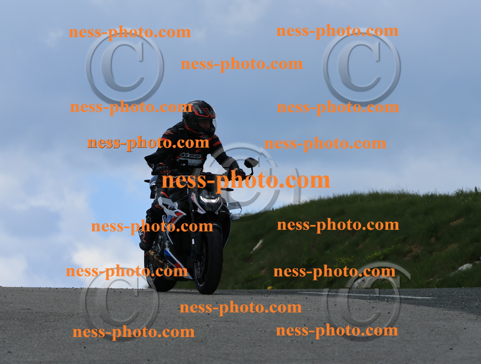 Col du Grand Colombier (107).JPG