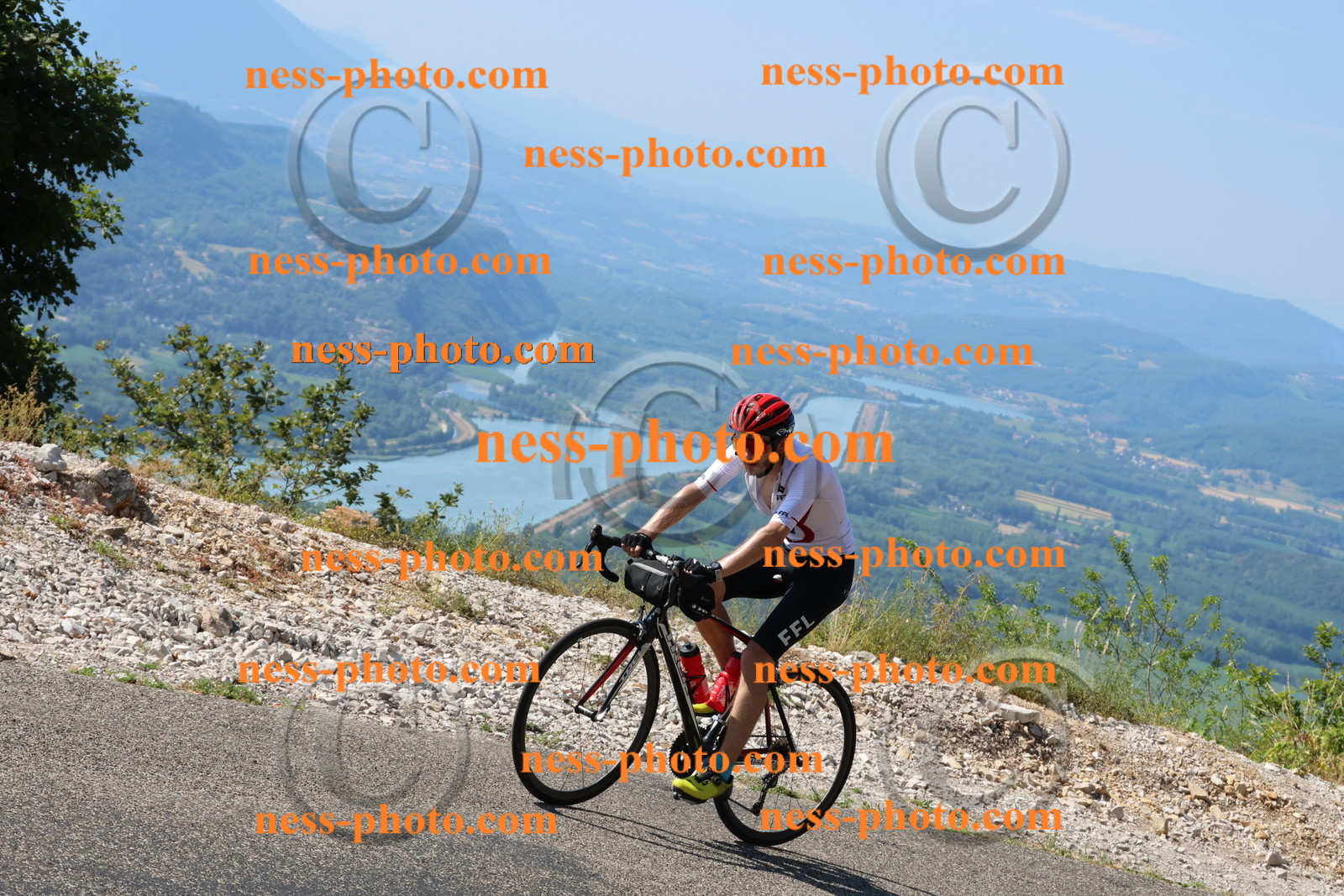 Col du Grand Colombier (331).JPG