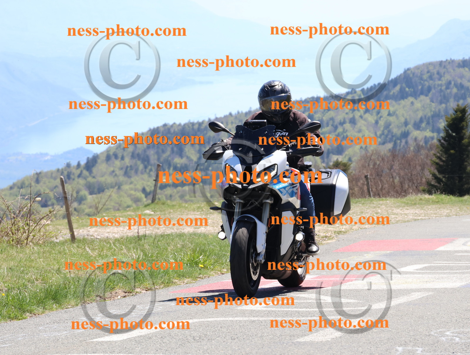 Col du Grand Colombier (131).JPG