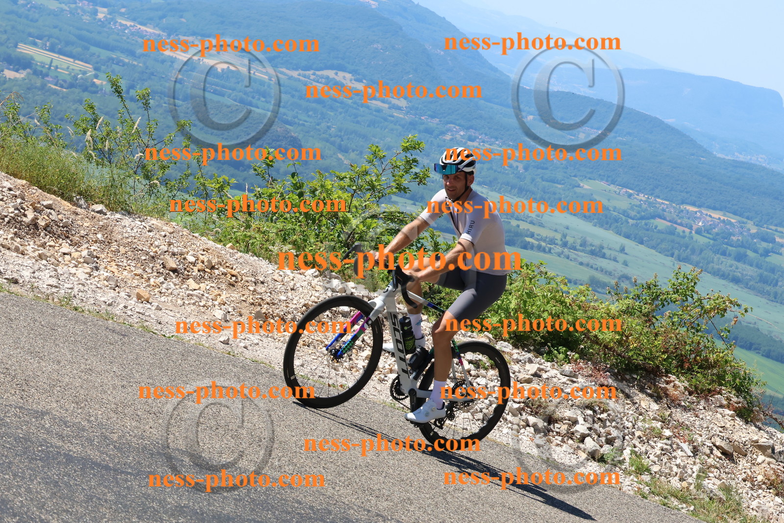 Col du Grand Colombier (439).JPG