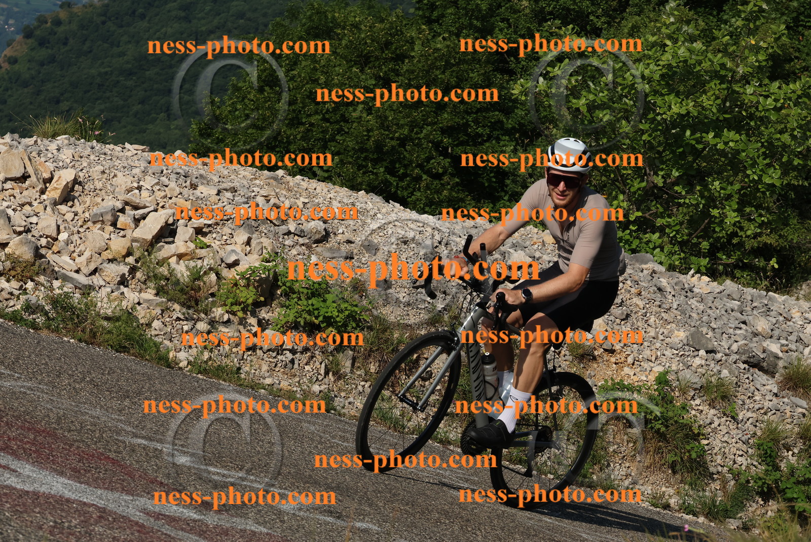 Col du Grand Colombier (116).JPG