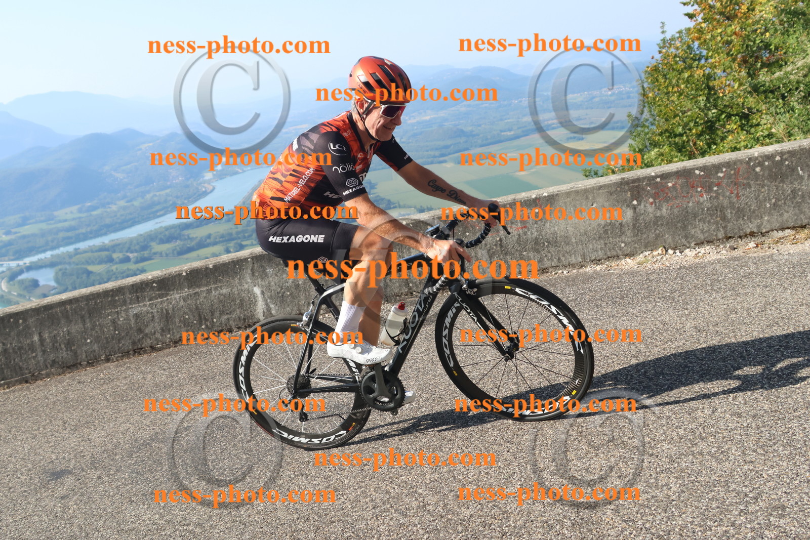 Col du Grand Colombier (1722).JPG