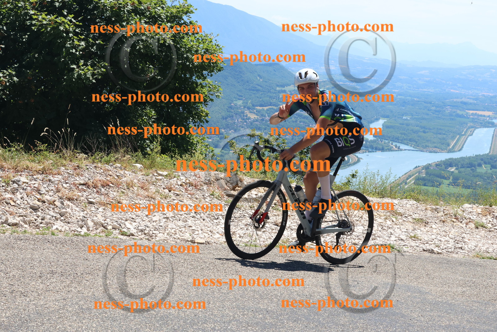 Col du Grand Colombier (233).JPG