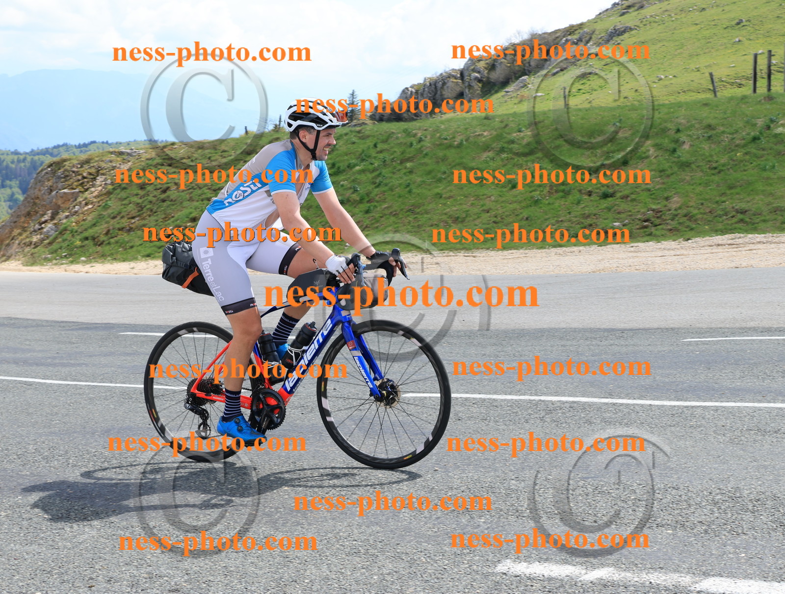 Col du Grand Colombier (3171).JPG