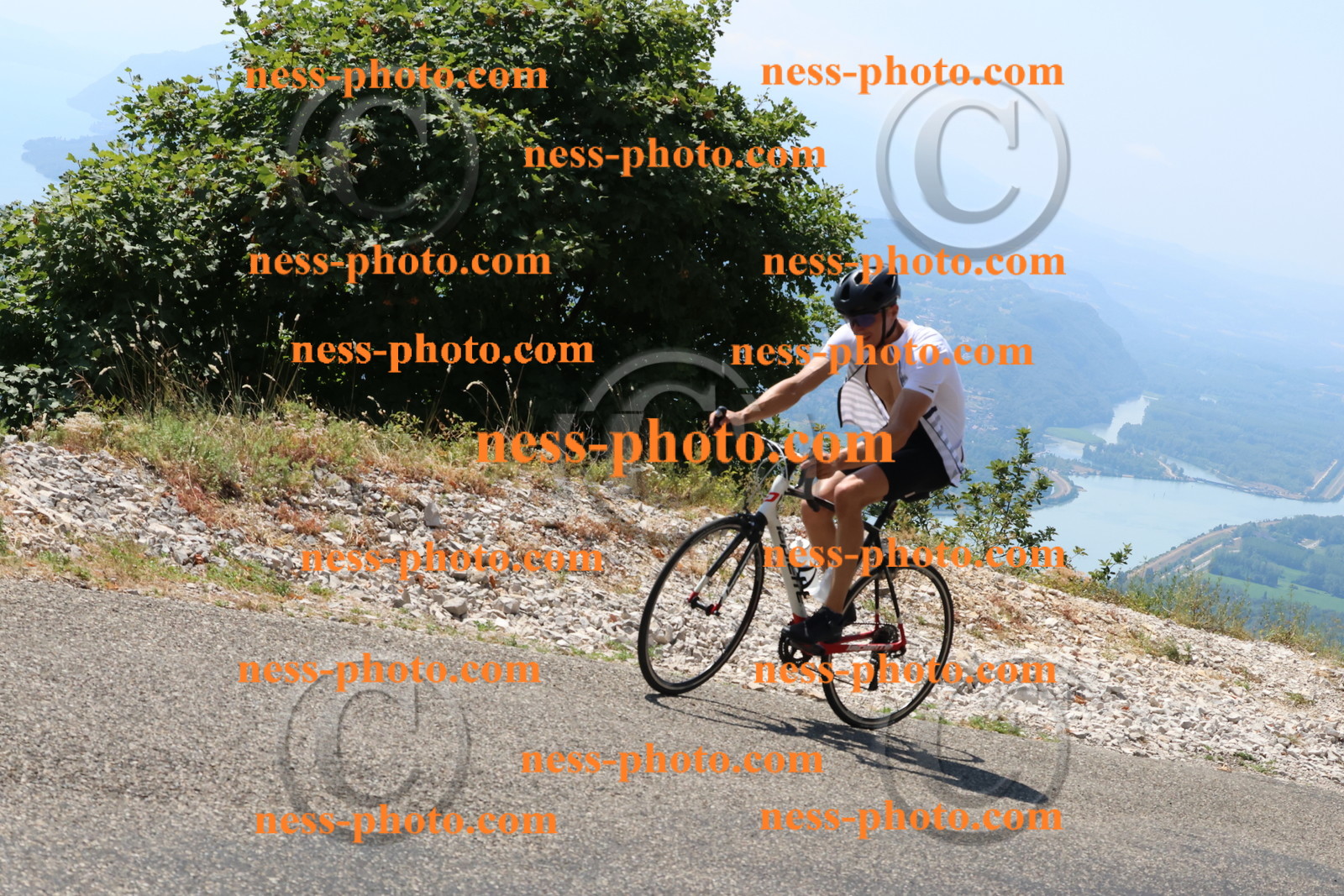 Col du Grand Colombier (426).JPG