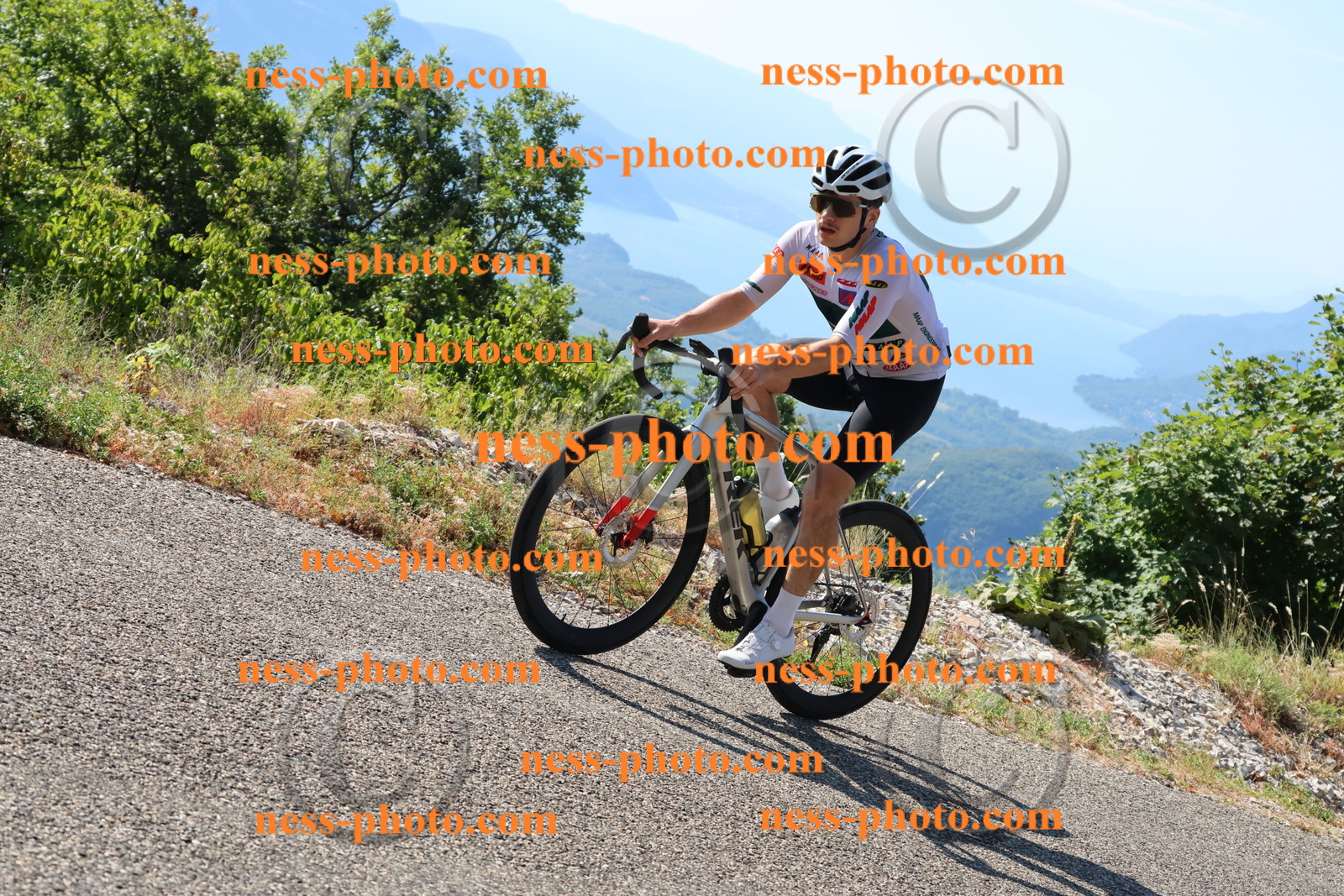 Col du Grand Colombier (194).JPG
