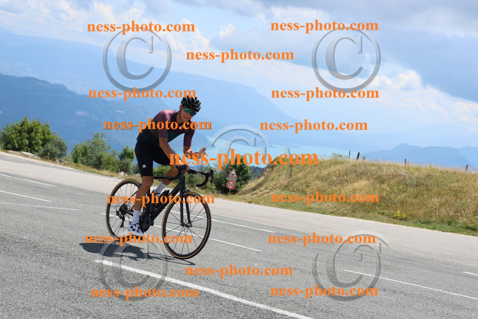 Col du Grand Colombier (240).JPG