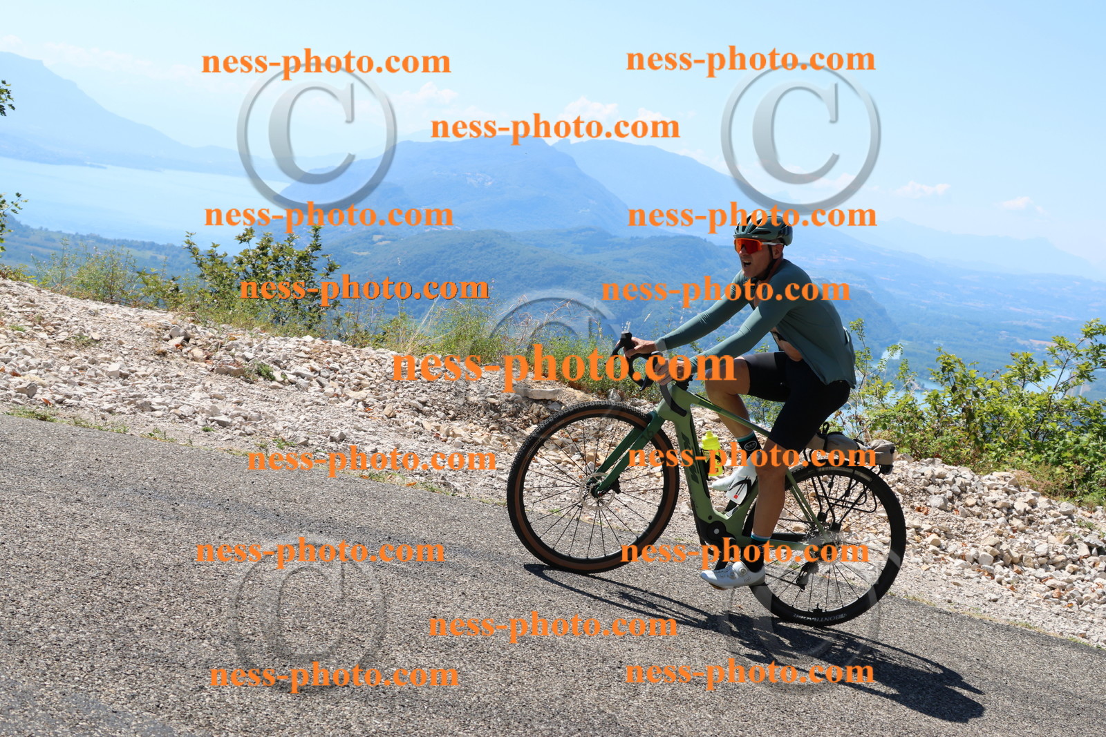 Col du Grand Colombier (2372).JPG