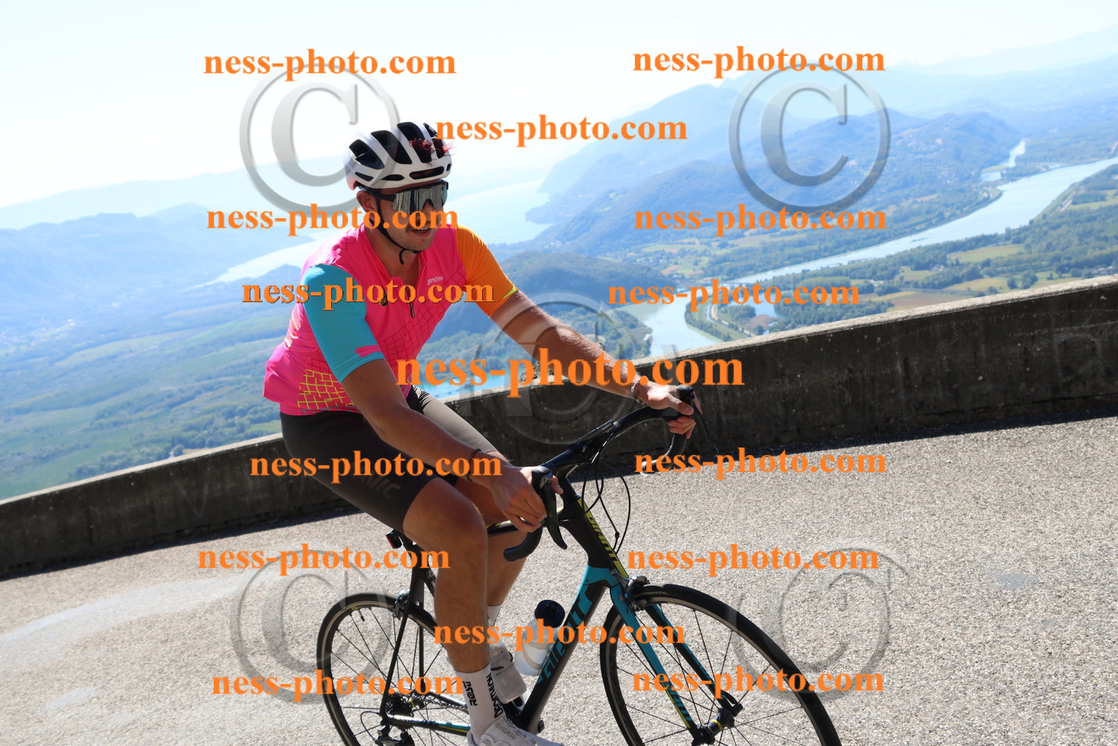 Col du Grand Colombier (395).JPG