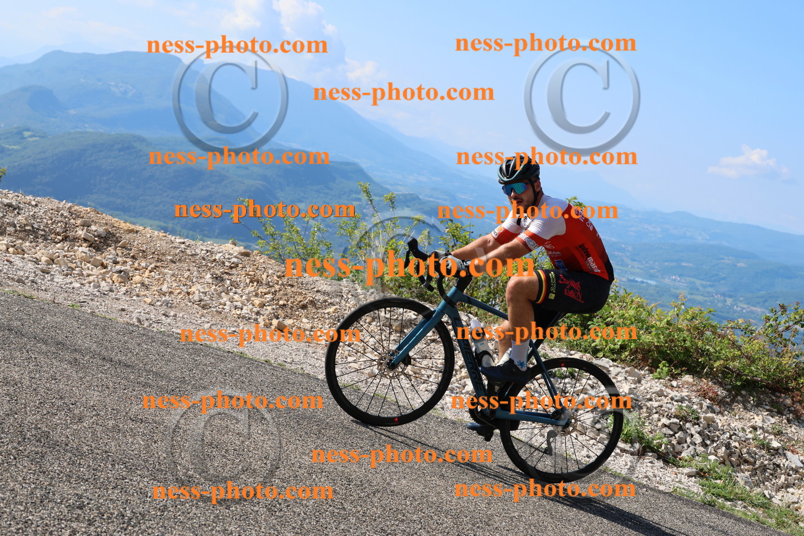 Col du Grand Colombier (25).JPG