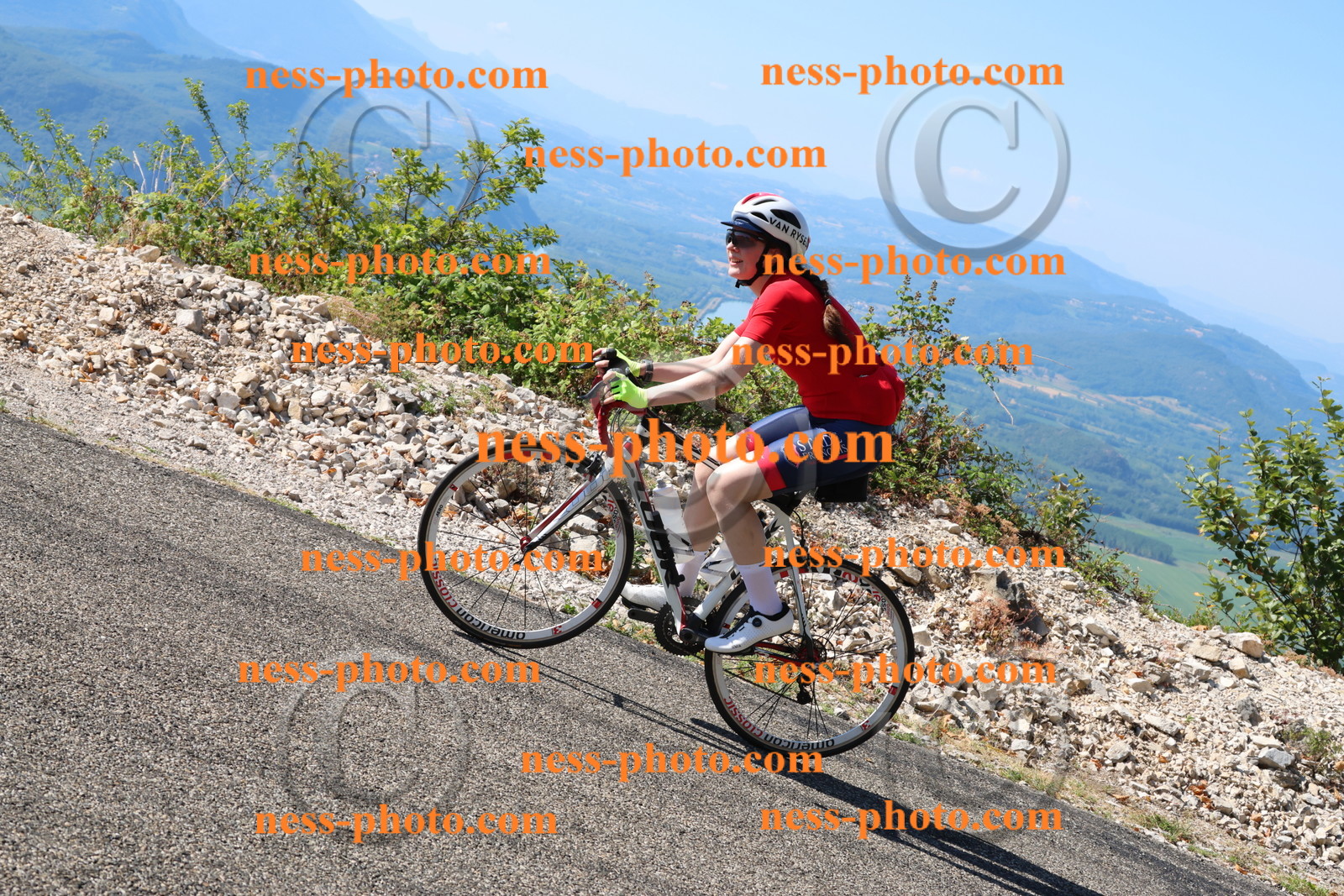 Col du Grand Colombier (1701).JPG