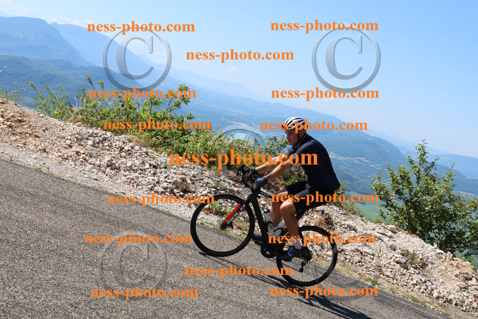 Col du Grand Colombier (2130).JPG