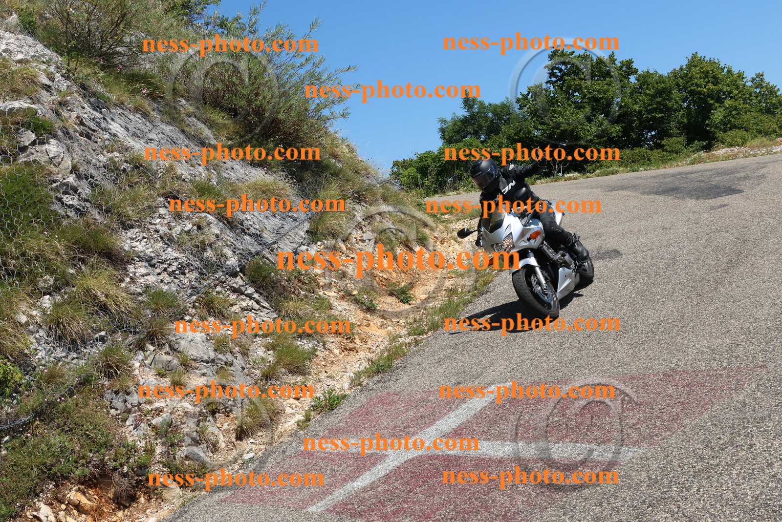 Col du Grand Colombier (369).JPG