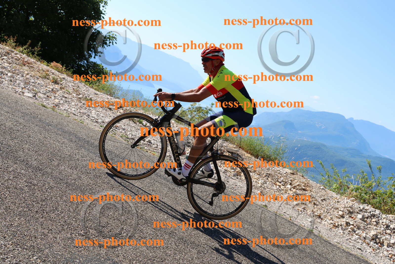 Col du Grand Colombier (1537).JPG