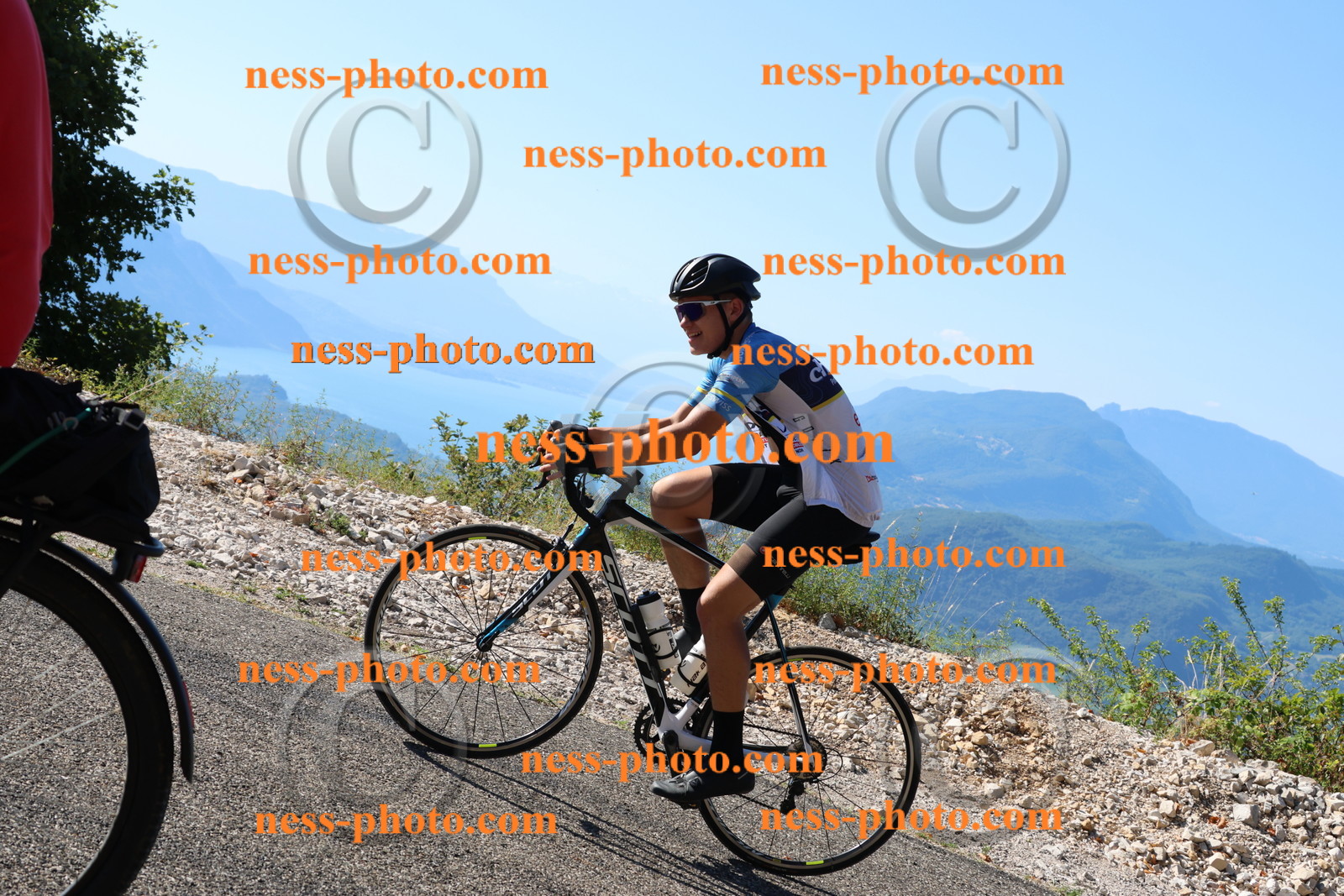 Col du Grand Colombier (1374).JPG