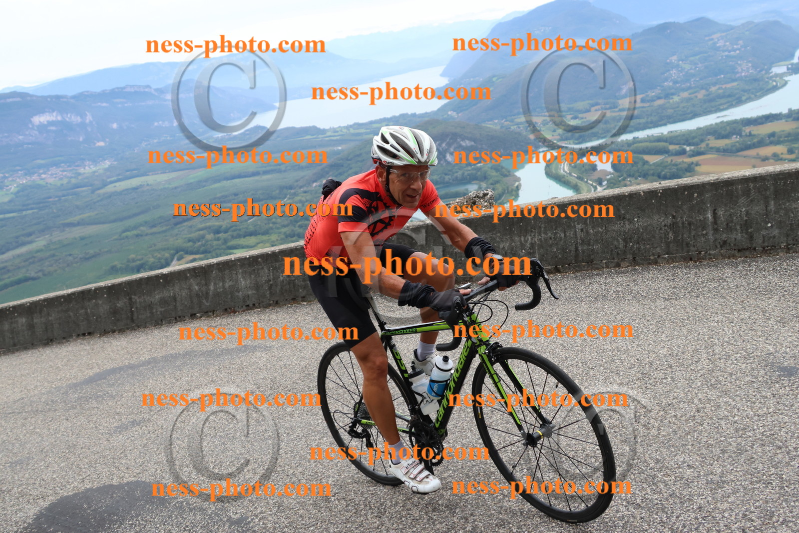 Col du Grand Colombier (1694).JPG