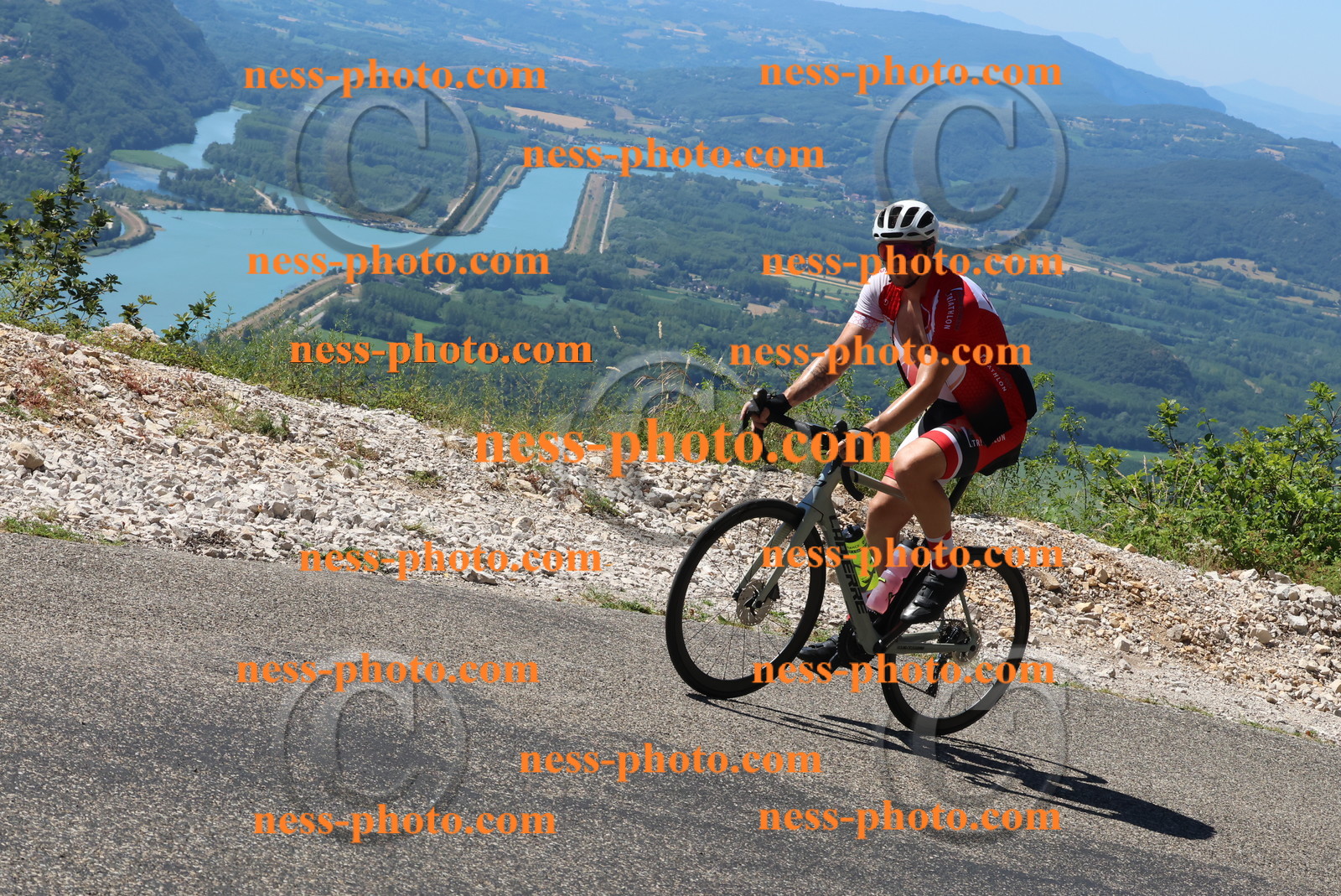 Col du Grand Colombier (448).JPG