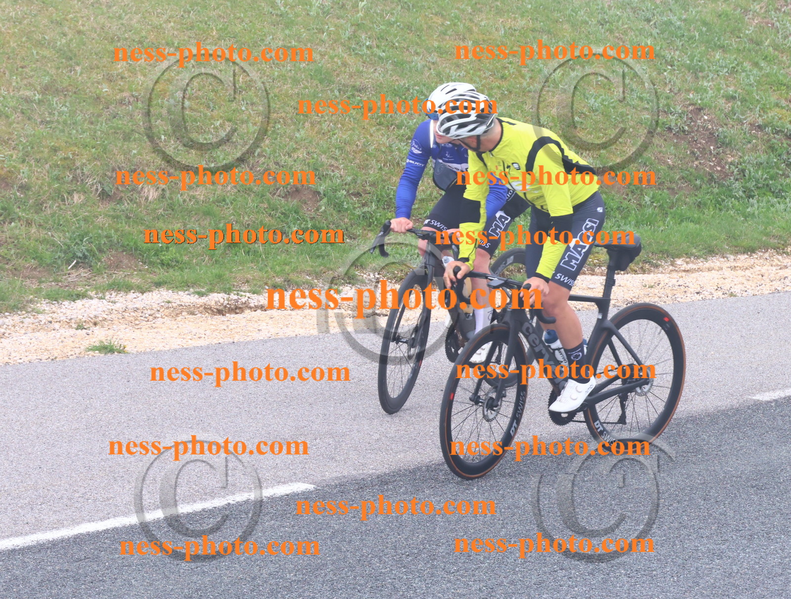 Col du Grand Colombier (360).JPG