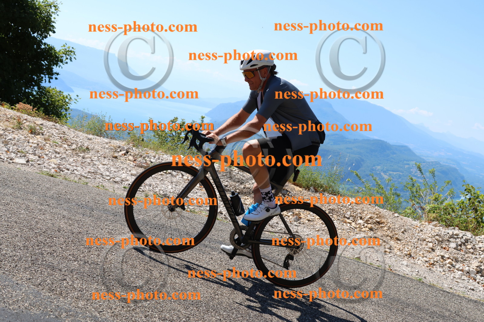 Col du Grand Colombier (2200).JPG