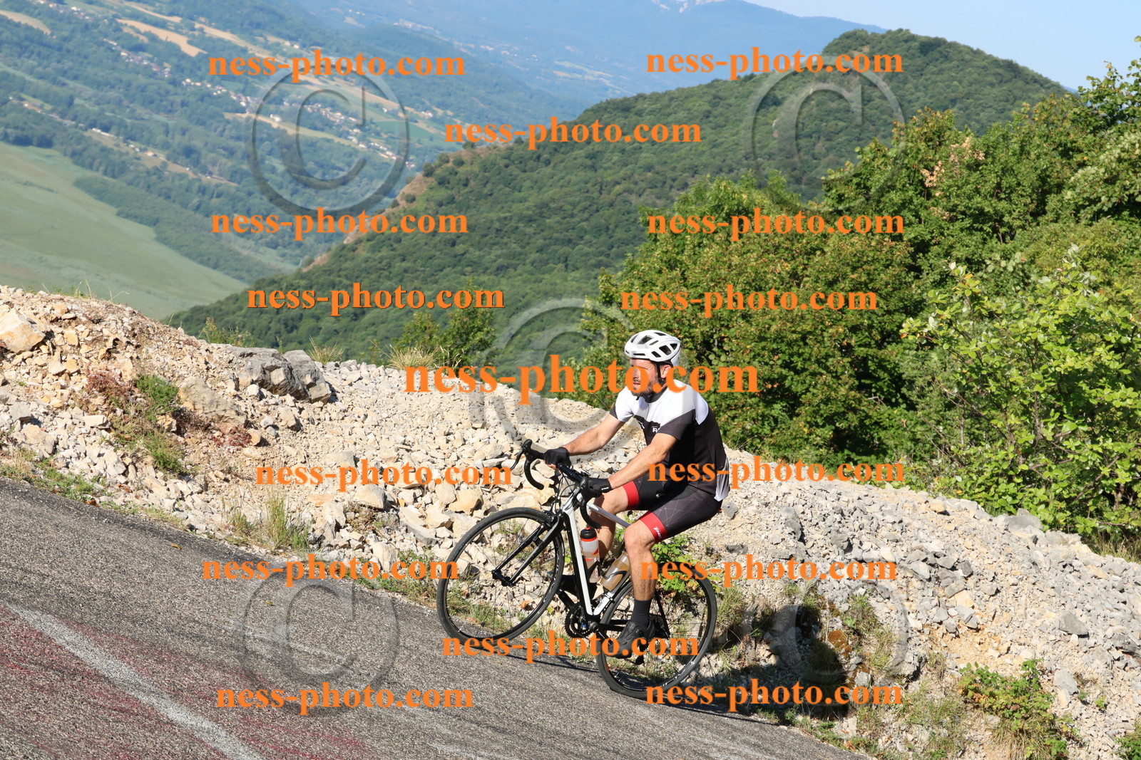 Col du Grand Colombier (387).JPG