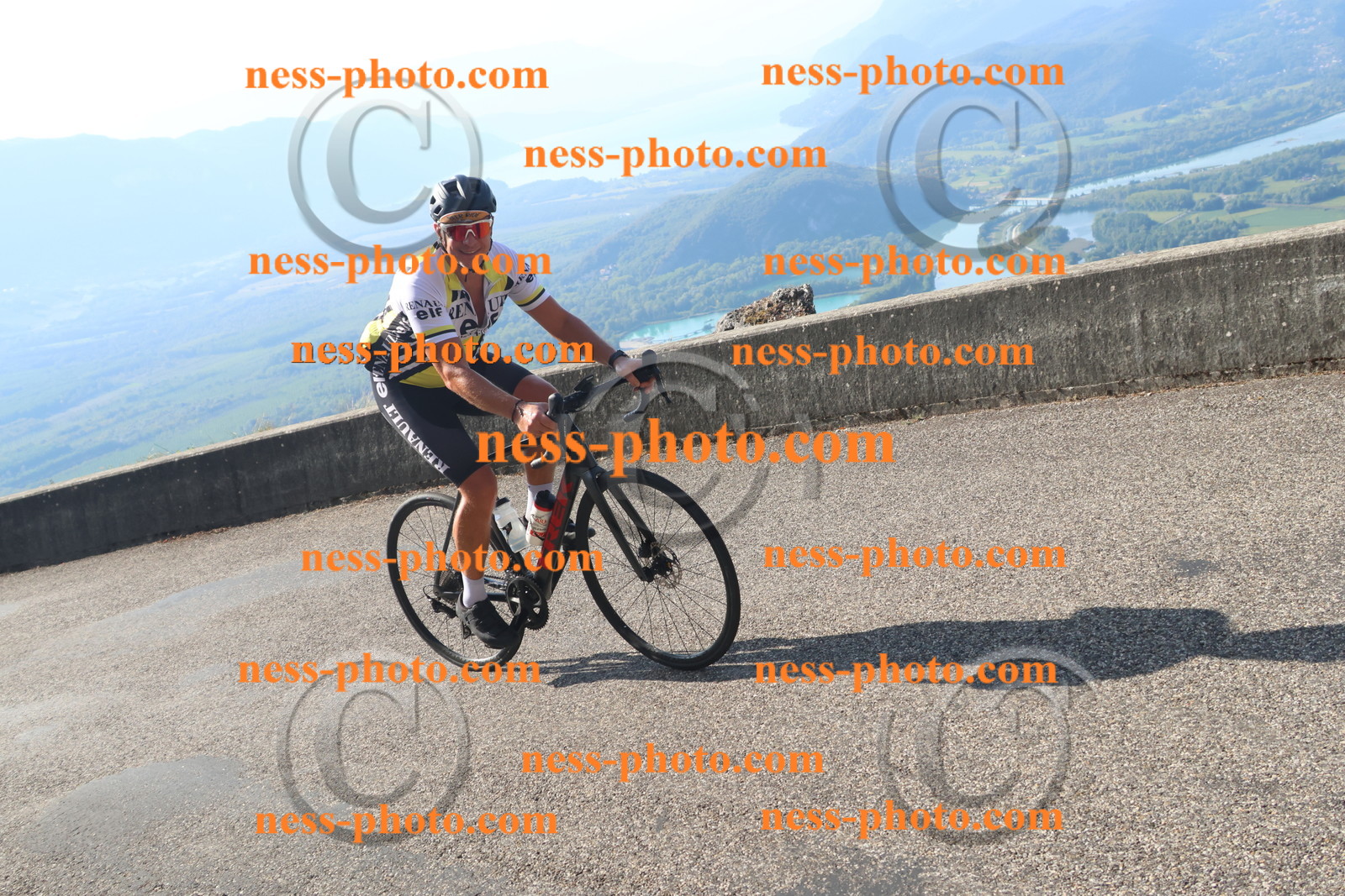 Col du Grand Colombier (1576).JPG