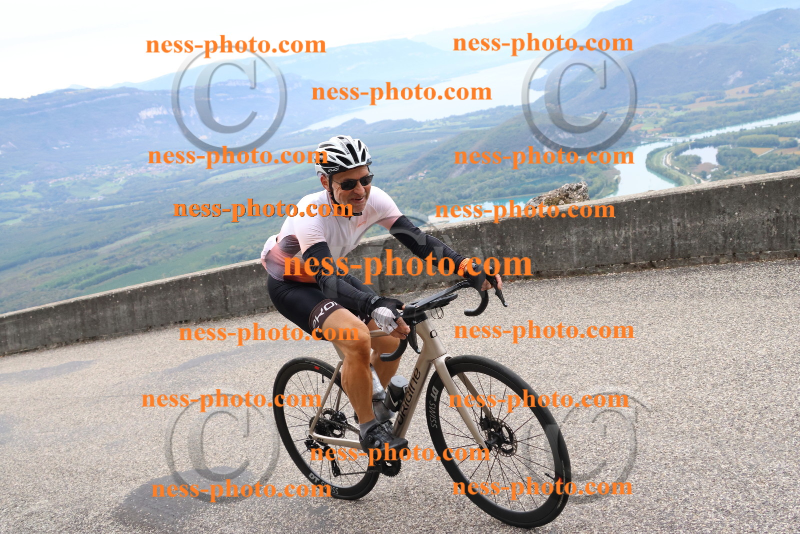 Col du Grand Colombier (153).JPG