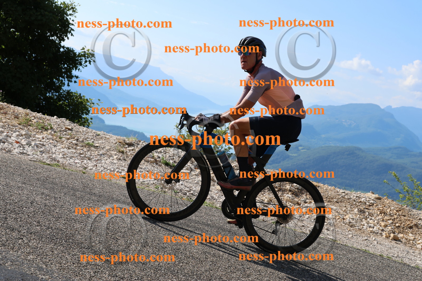 Col du Grand Colombier (32).JPG