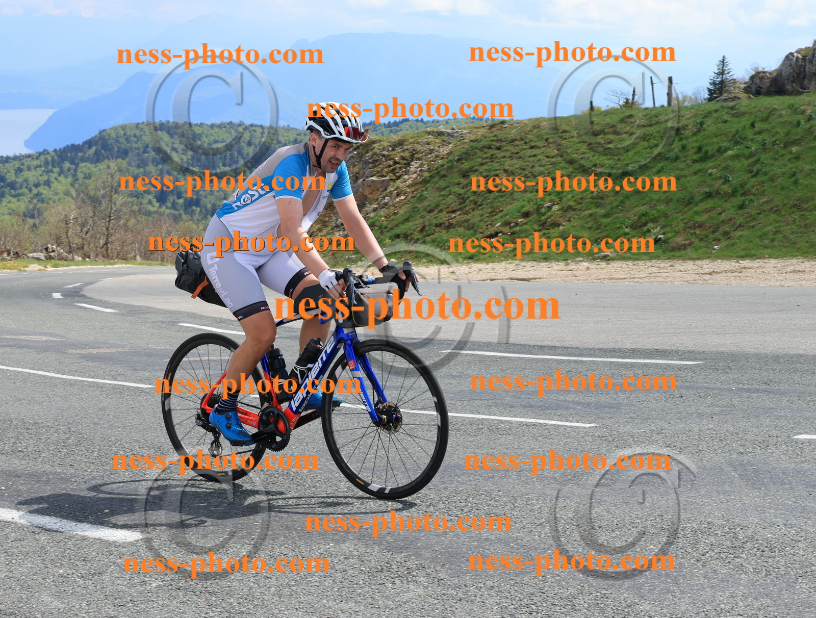 Col du Grand Colombier (3170).JPG