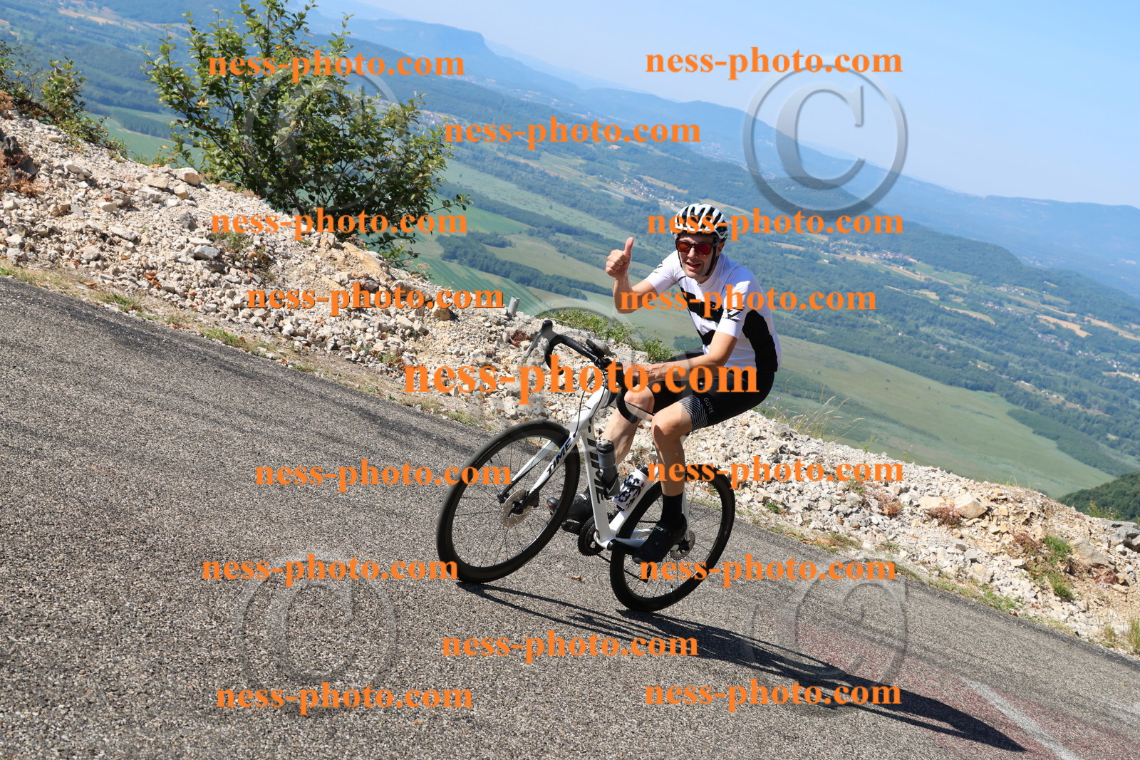 Col du Grand Colombier (1480).JPG